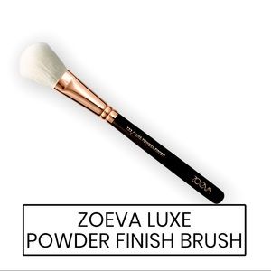 ZOEVA Luxe Powder Brush 132 BRAND NEW 6.5 inches